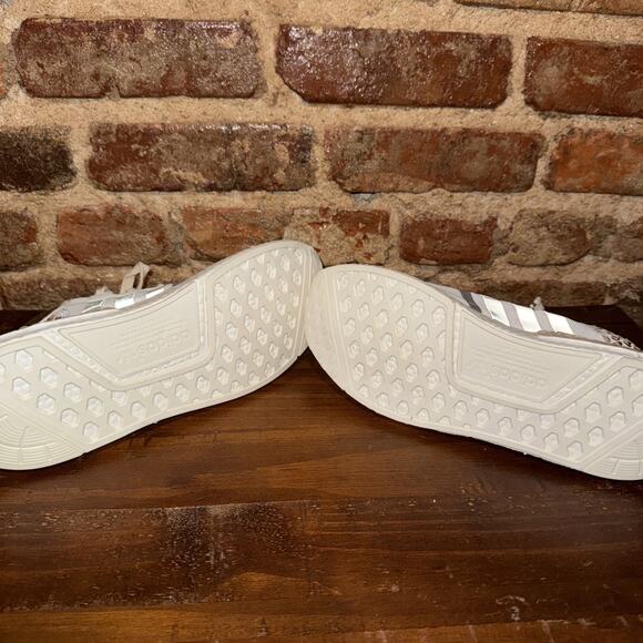 Adidas Leopard Accent White Sneakers Women’s Size 10.5 - Picture 4 of 5